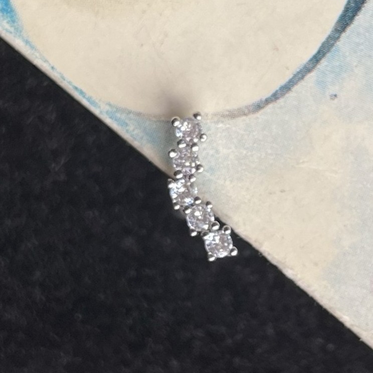 پیرسینگ گوش نگین دار کد 2