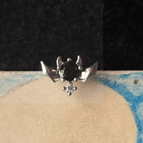 پیرسینگ گوش گوتیک